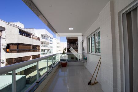 Varanda de apartamento para alugar com 2 quartos, 110m² em Recreio dos Bandeirantes, Rio de Janeiro