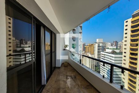 varanda de apartamento para alugar com 4 quartos, 196m² em Aclimação, São Paulo