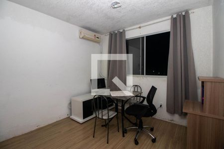 Sala de apartamento à venda com 2 quartos, 42m² em Sarandi, Porto Alegre