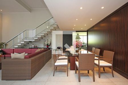 Casa de Condomínio à venda com 4 quartos, 360m² em Jardim Canada, Nova Lima