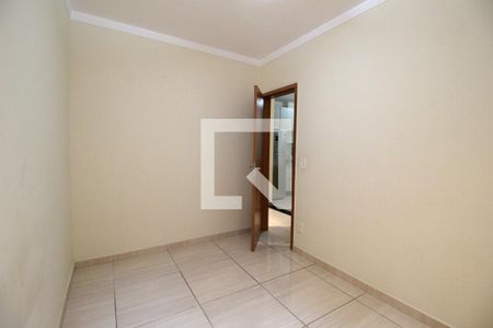 Quarto 2 de apartamento para alugar com 2 quartos, 43m² em Aparecidinha, Sorocaba