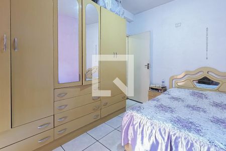 Casa à venda com 300m², 4 quartos e 2 vagas Casa à venda com 300m², 4 quartos e 2 vagasSuíte