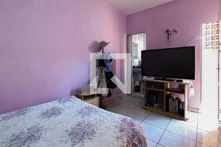 Casa à venda com 300m², 4 quartos e 2 vagas Casa à venda com 300m², 4 quartos e 2 vagasSuíte