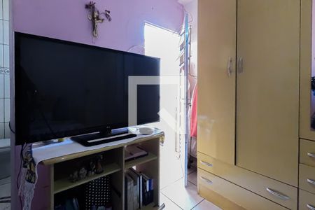 Casa à venda com 300m², 4 quartos e 2 vagas Casa à venda com 300m², 4 quartos e 2 vagasSuíte