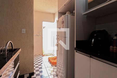 Casa à venda com 300m², 4 quartos e 2 vagas Casa à venda com 300m², 4 quartos e 2 vagasCozinha