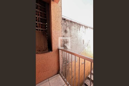 Casa à venda com 300m², 4 quartos e 2 vagas Casa à venda com 300m², 4 quartos e 2 vagasSuíte