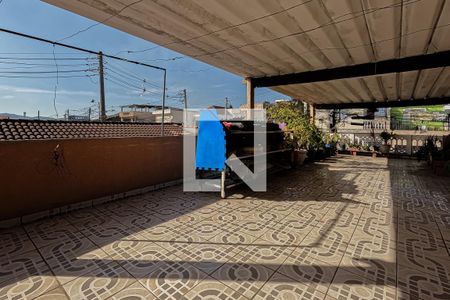 Casa à venda com 300m², 4 quartos e 2 vagas Casa à venda com 300m², 4 quartos e 2 vagasÁrea de Serviço