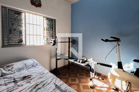 Casa à venda com 300m², 4 quartos e 2 vagas Casa à venda com 300m², 4 quartos e 2 vagasQuarto 2