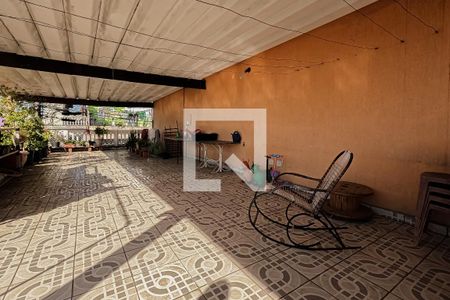 Casa à venda com 300m², 4 quartos e 2 vagas Casa à venda com 300m², 4 quartos e 2 vagasÁrea de Serviço