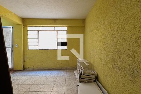 Casa à venda com 300m², 4 quartos e 2 vagas Casa à venda com 300m², 4 quartos e 2 vagasEdícula