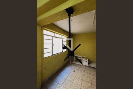 Casa à venda com 300m², 4 quartos e 2 vagas Casa à venda com 300m², 4 quartos e 2 vagasEdícula