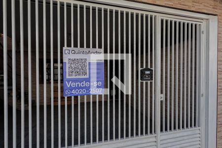 Casa à venda com 300m², 4 quartos e 2 vagas Casa à venda com 300m², 4 quartos e 2 vagasPlaca