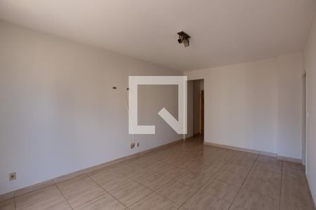 Sala de apartamento para alugar com 3 quartos, 100m² em Centro, Ribeirão Preto