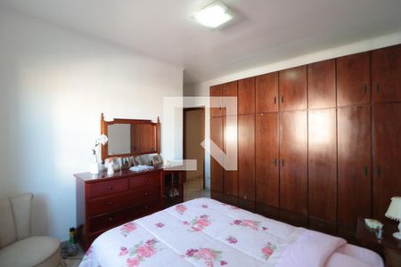 Suite  de casa à venda com 4 quartos, 153m² em Vila Regente Feijó, São Paulo