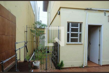 Casa à venda com 3 quartos, 130m² em Vila Cordeiro, São Paulo