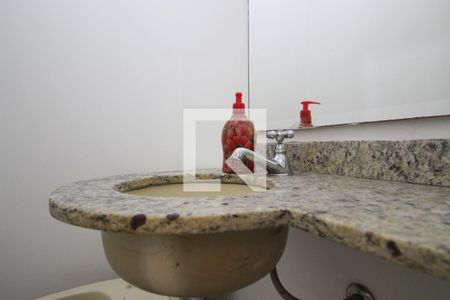 Lavabo  de apartamento para alugar com 3 quartos, 97m² em Indianópolis, São Paulo