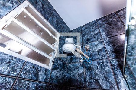 Casa à venda com 210m², 3 quartos e 3 vagas Casa à venda com 210m², 3 quartos e 3 vagasBanheiro