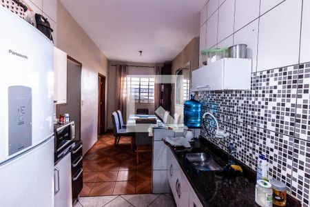 Casa à venda com 210m², 3 quartos e 3 vagas Casa à venda com 210m², 3 quartos e 3 vagasCozinha
