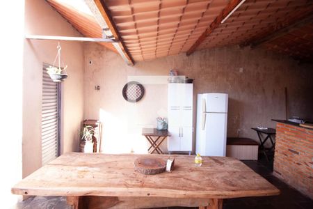 Casa à venda com 210m², 3 quartos e 3 vagas Casa à venda com 210m², 3 quartos e 3 vagasEspaço Gourmet