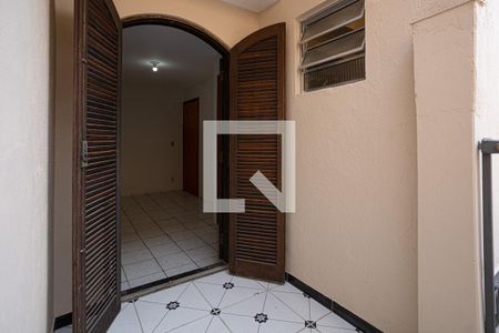 Varanda de casa para alugar com 1 quarto, 46m² em Santo Antônio, Osasco