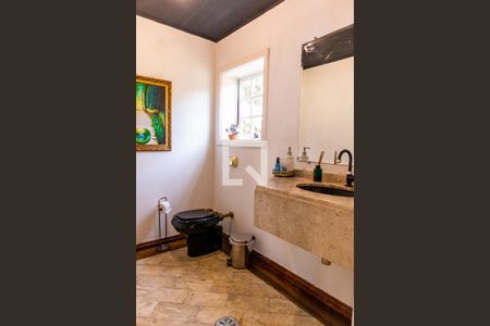 Lavabo 1°andar de casa de condomínio para alugar com 4 quartos, 750m² em Jardim Ibiratiba, São Paulo