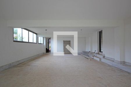 Casa à venda com 5 quartos, 480m² em Belvedere, Belo Horizonte