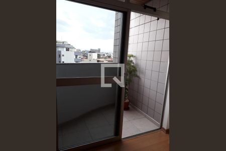 Apartamento para alugar com 2 quartos, 60m² em Santa Cruz Industrial, Contagem