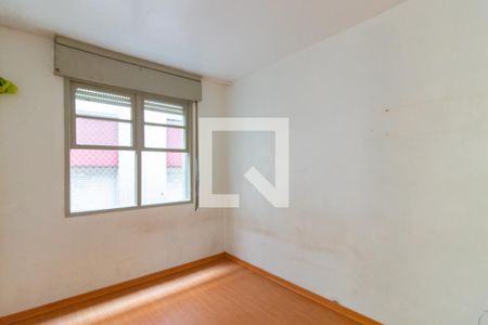 Quarto 1 de apartamento à venda com 2 quartos, 49m² em Cristal, Porto Alegre