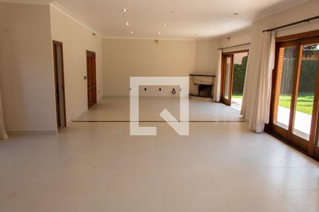 SALA de casa de condomínio para alugar com 3 quartos, 430m² em Cidade Universitária, Campinas