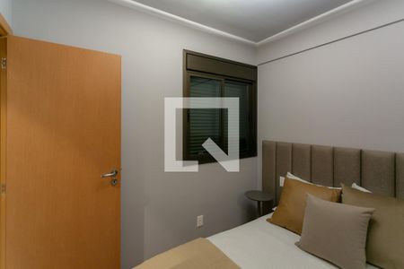 Quarto 1 de apartamento à venda com 2 quartos, 64m² em Carmo, Belo Horizonte