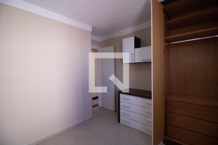Closet do quarto 2 de apartamento para alugar com 3 quartos, 75m² em Vila Monte Alegre, São Paulo