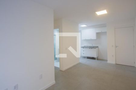 Sala de apartamento para alugar com 2 quartos, 73m² em Santo Amaro, São Paulo