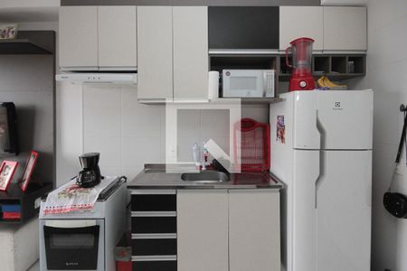 Cozinha de apartamento à venda com 1 quarto, 30m² em Vila Alpina, São Paulo