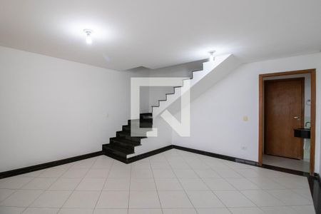 Sala de casa de condomínio para alugar com 3 quartos, 120m² em Vila Maricy, Guarulhos