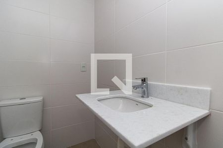 Banheiro da Suíte de apartamento para alugar com 2 quartos, 125m² em Bela Vista, Porto Alegre