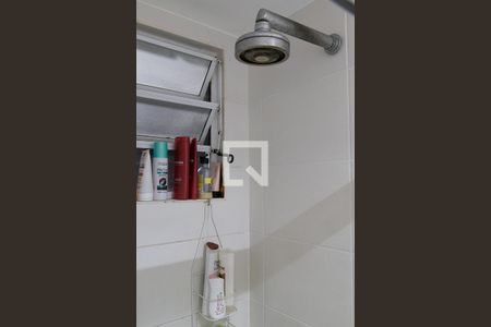 Banheiro  de apartamento para alugar com 2 quartos, 54m² em Vargem Pequena, Rio de Janeiro