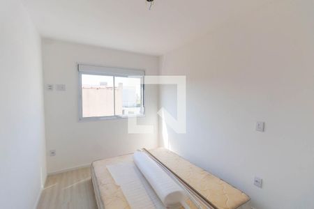 Quarto 1 de apartamento para alugar com 2 quartos, 41m² em Vila Paranagua, São Paulo