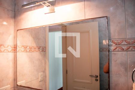 Banheiro do Quarto 1 de casa à venda com 3 quartos, 200m² em Vila Constança, São Paulo