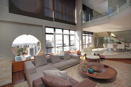 Apartamento à venda com 4 quartos, 755m² em Savassi, Belo Horizonte