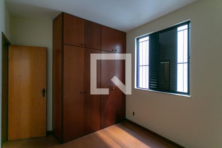 Quarto 1 de apartamento para alugar com 4 quartos, 150m² em Santo Antônio, Belo Horizonte