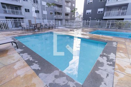 Apartamento à venda com 61m², 2 quartos e 1 vaga Apartamento à venda com 61m², 2 quartos e 1 vagaPiscina 2