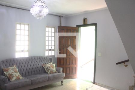 Sala de casa à venda com 4 quartos, 280m² em Vila Santa Terezinha (zona Norte), São Paulo