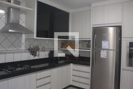 Cozinha de casa à venda com 4 quartos, 280m² em Vila Santa Terezinha (zona Norte), São Paulo