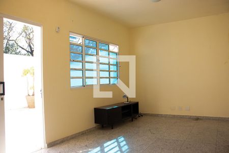Sala de casa à venda com 5 quartos, 350m² em Jardim Vera Cruz, São Paulo