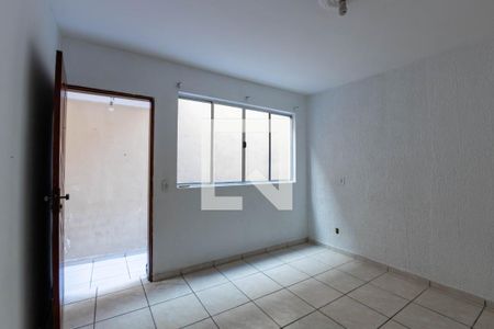 Sala de casa para alugar com 2 quartos, 150m² em Jardim Sapopemba, São Paulo