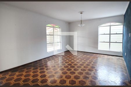 Sala de casa para alugar com 3 quartos, 250m² em Jardim Zulmira, Sorocaba