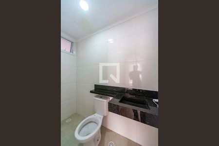 Banheiro  de apartamento à venda com 2 quartos, 94m² em Vila Alice, Santo André