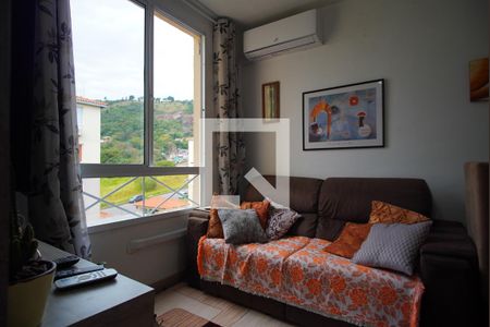 Sala de apartamento à venda com 2 quartos, 43m² em Morro Santana, Porto Alegre