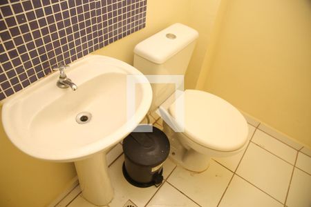 Lavabo de casa para alugar com 3 quartos, 72m² em Real, Praia Grande