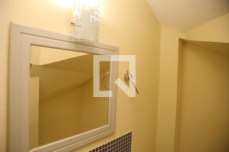 Lavabo de casa para alugar com 3 quartos, 72m² em Real, Praia Grande